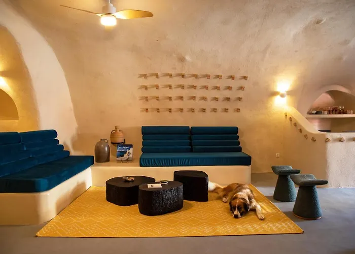 Amphora Oia Santorini * Foinikiá