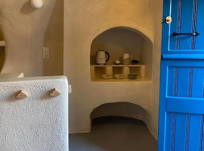 Amphora Oia Santorini * Foinikiá