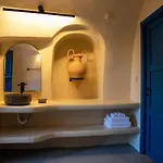 Amphora Oia Santorini *
