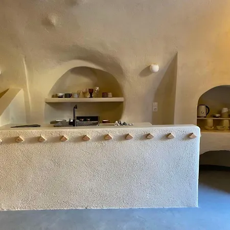 Amphora Oia Santorini Villa